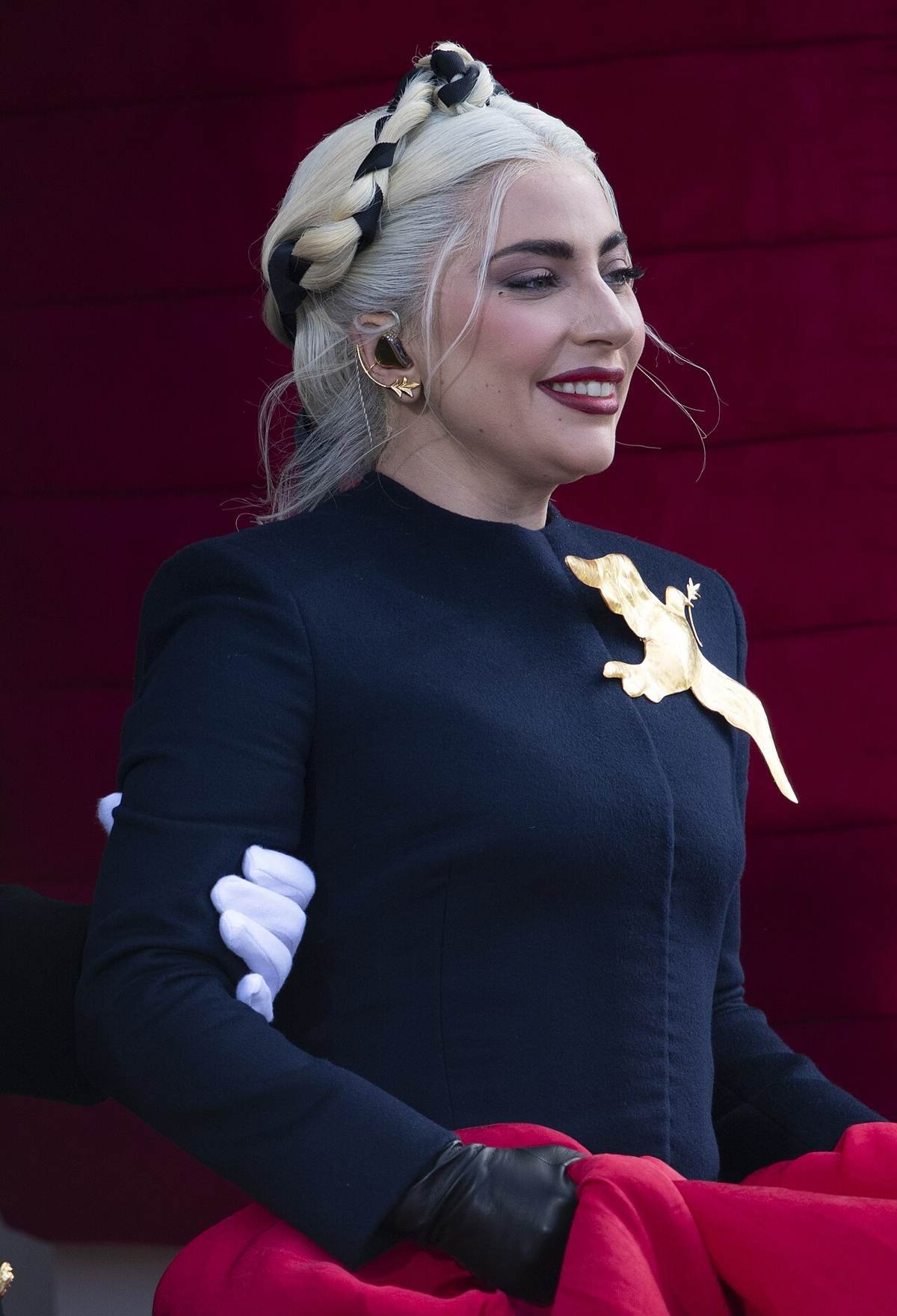 Lady Gaga e Michael Polansky Dão Boas-vindas à Filha Rose Bean — Nascida por Barriga de Aluguel em 2026